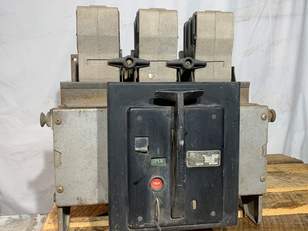 ITE K-1600 Air Circuit Breaker 800A Cont 600V MO/DO 800A Trip
